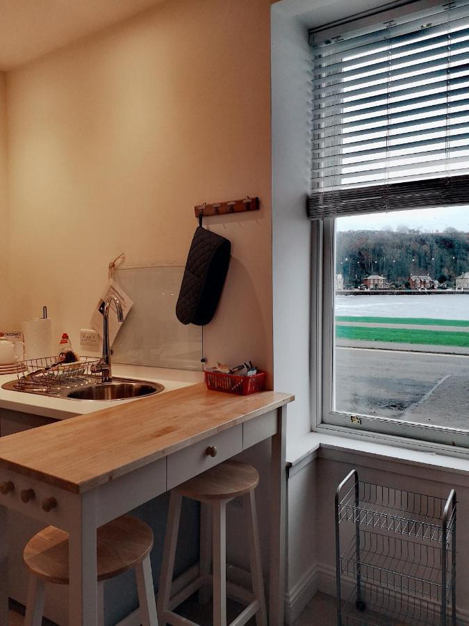 Appartamento Beside The Bay Millport Esterno foto